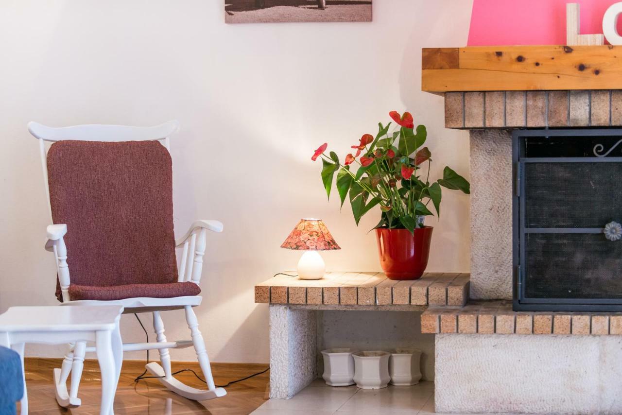 Villa Doris מליני מראה חיצוני תמונה